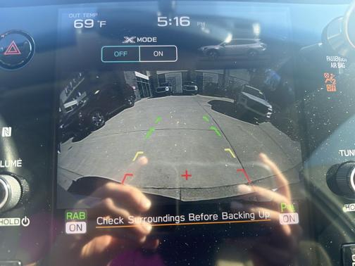 Crystal White Pearl 2020 Subaru Outback Limited