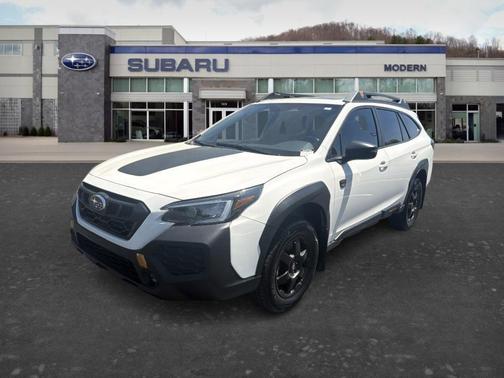 Crystal White Pearl 2024 Subaru Outback Wilderness
