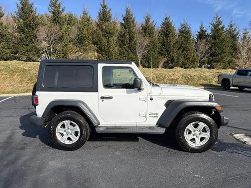2019 Jeep Wrangler Sport