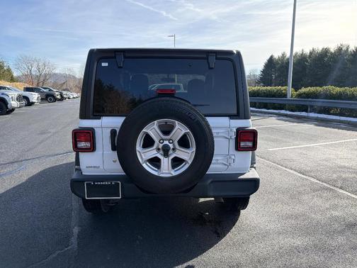 2019 Jeep Wrangler Sport