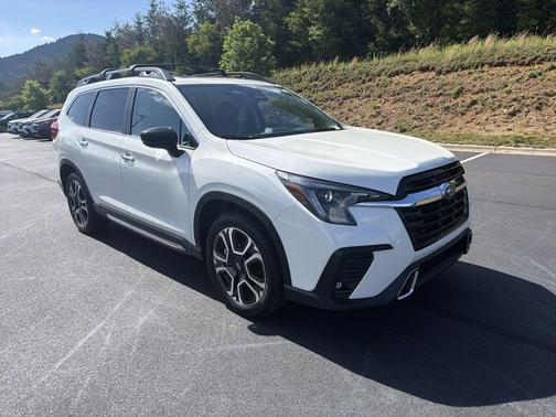 Crystal White Pearl 2024 Subaru Ascent Touring 7-Passenger
