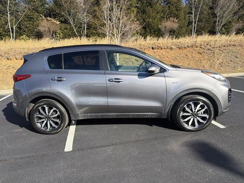 2018 Kia Sportage EX
