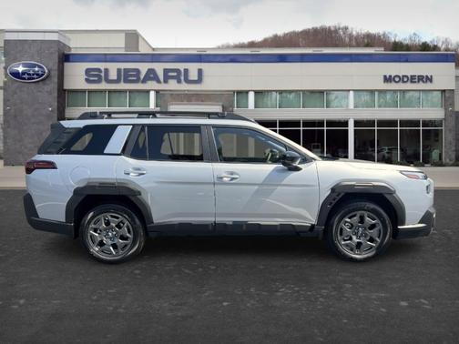 Ice Silver Metallic 2026 Subaru Outback Premium