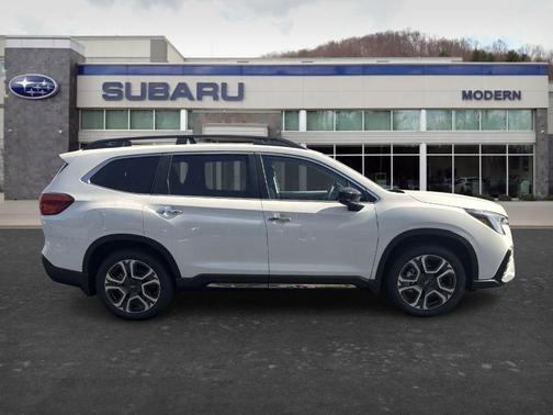 Crystal White Pearl 2026 Subaru Ascent Touring 7-Passenger