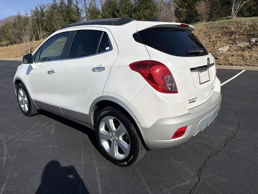 White Pearl Tricoat 2015 Buick Encore Leather