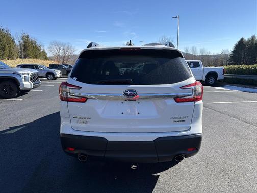 2023 Subaru Ascent Limited 8-Passenger