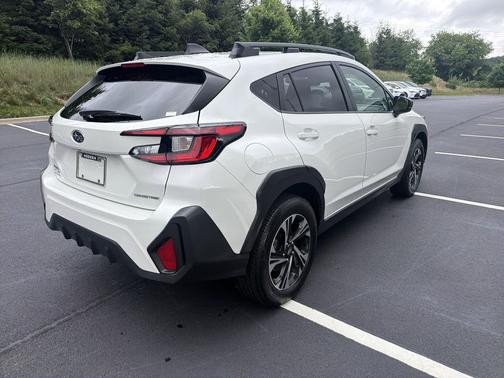 Crystal White Pearl 2024 Subaru Crosstrek Premium