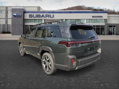 Deep Emerald Green Pearl 2026 Subaru Outback Touring XT