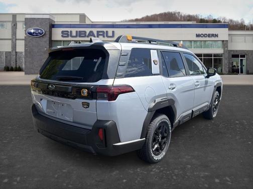 Ice Silver Metallic 2026 Subaru Outback Wilderness