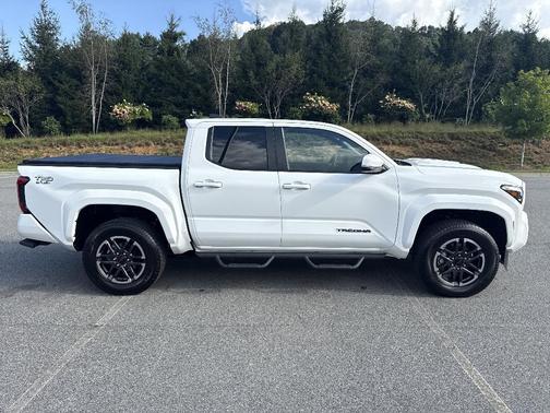 2025 Toyota Tacoma Limited