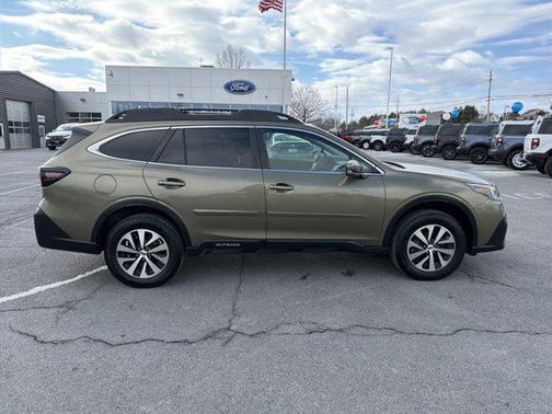 2022 Subaru Outback Premium