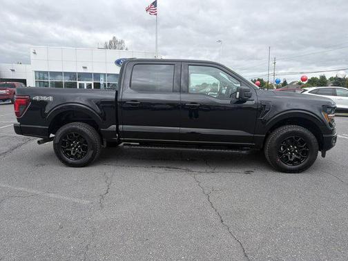 Agate Black Metallic 2026 Ford F-150 XLT