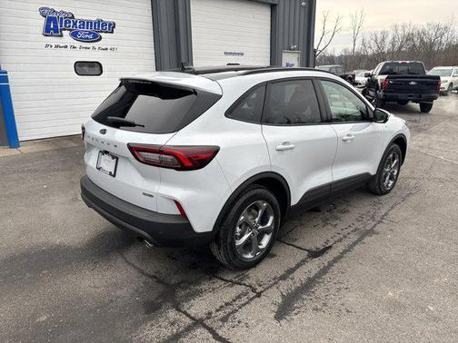 2026 Ford Escape ST-Line Select