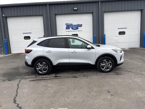 2026 Ford Escape ST-Line Select