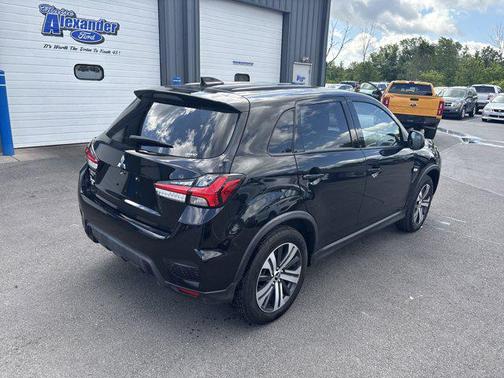 2024 Mitsubishi Outlander Sport 2.0 ES