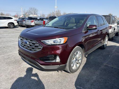 2020 Ford Edge Titanium