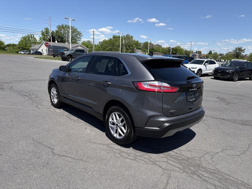 Carbonized Gray Metallic 2023 Ford Edge SEL