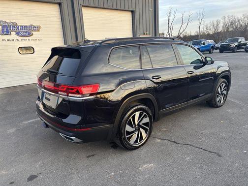 2025 Volkswagen Atlas 2.0T SE w/Technology 4MOTION