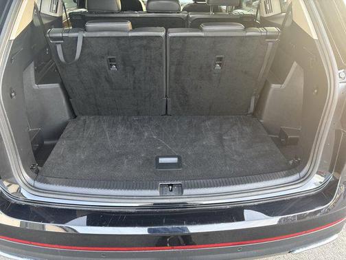 2025 Volkswagen Atlas 2.0T SE w/Technology 4MOTION