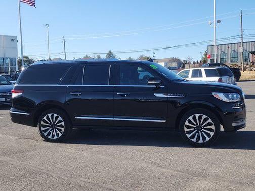 2023 Lincoln Navigator Reserve