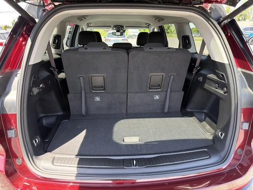 Velvet Red Pearlcoat 2023 Jeep Grand Cherokee L Laredo