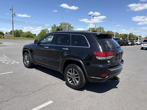 Diamond Black Crystal Pearlcoat 2020 Jeep Grand Cherokee Limited