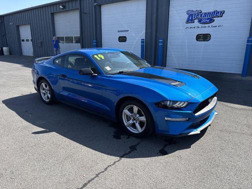 2019 Ford Mustang EcoBoost