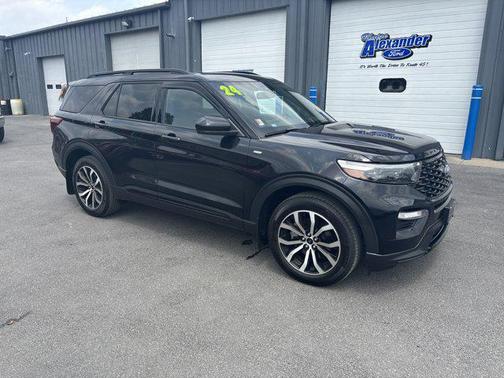 2024 Ford Explorer ST-Line