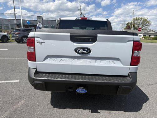 White 2025 Ford Maverick XLT
