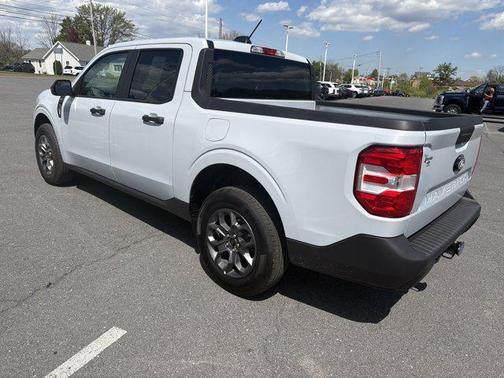 White 2025 Ford Maverick XLT