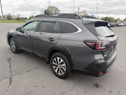 Magnetite Gray Metallic 2025 Subaru Outback Premium