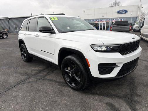 2023 Jeep Grand Cherokee Altitude