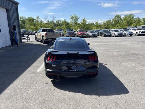 2024 Ford Mustang Dark Horse Fastback