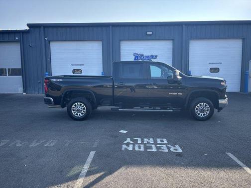 2024 Chevrolet Silverado 2500 LT