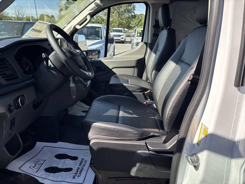 Oxford White 2025 Ford Transit-150 Base