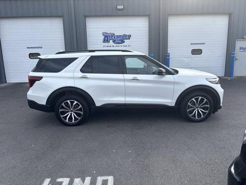 2020 Ford Explorer ST