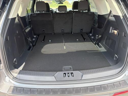 Carbonized Gray Metallic 2026 Ford Explorer Active
