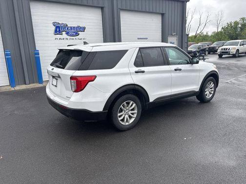 2021 Ford Explorer Base