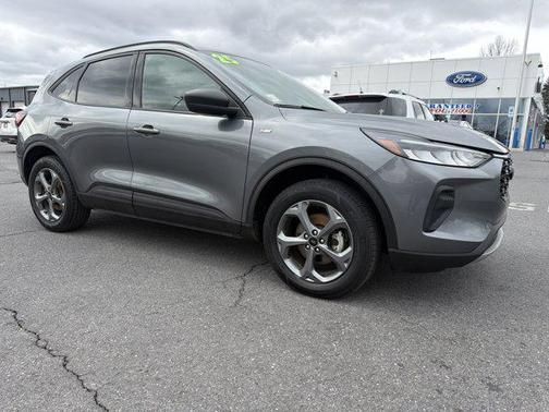 Gray Metallic 2025 Ford Escape ST-Line