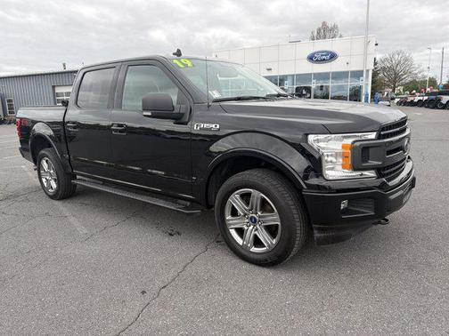 Agate Black Metallic 2019 Ford F-150 XLT