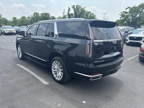 2024 Cadillac Escalade ESV Luxury