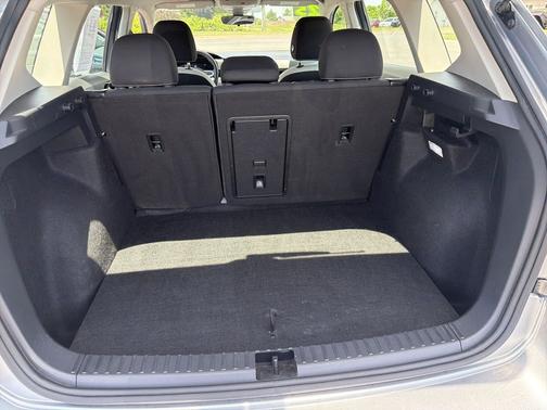Platinum Gray Metallic 2025 Volkswagen Taos 1.5T S