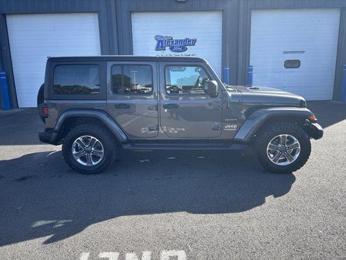 2020 Jeep Wrangler Unlimited Sahara