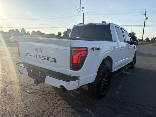White 2024 Ford F-150 Lariat