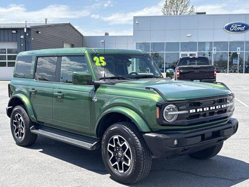 Green Metallic 2025 Ford Bronco Outer Banks