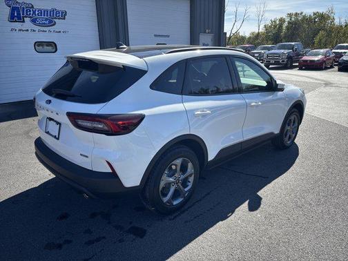 2026 Ford Escape ST-Line Select