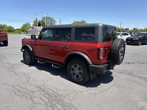 Hot Pepper Red Metallic Tinted Clearcoat 2024 Ford Bronco Big Bend
