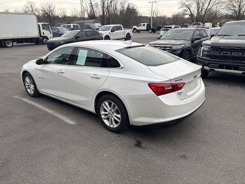 2017 Chevrolet Malibu 1LT