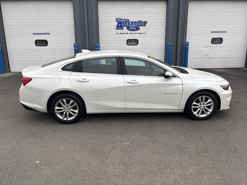 2017 Chevrolet Malibu 1LT