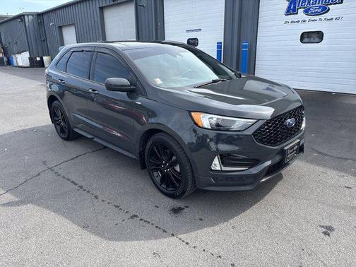 2021 Ford Edge ST Line